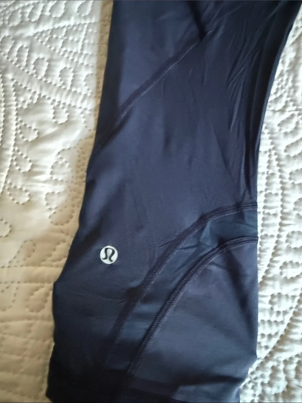 lululemon athletica women cropped